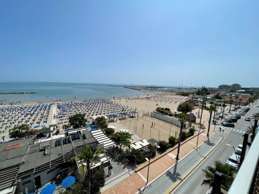 Appartamento a Civitanova marche in Viale Giacomo Matteotti, 198 - Foto 2