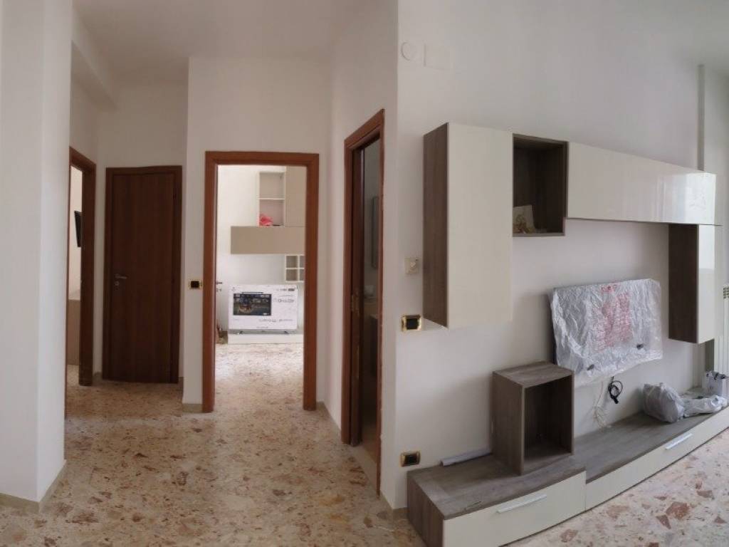 Appartamento a Taranto in Via Veneto, 69 - Foto 3