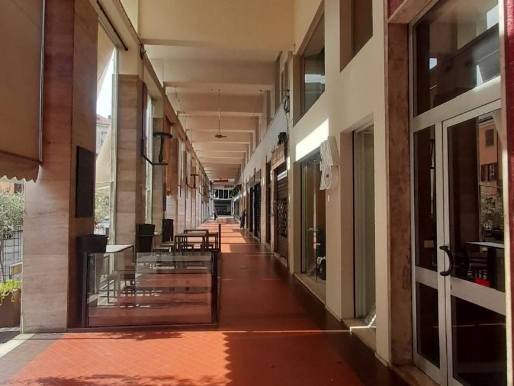 Appartamento a Asti in Via Camillo Benso di Cavour, 130 - Foto 4