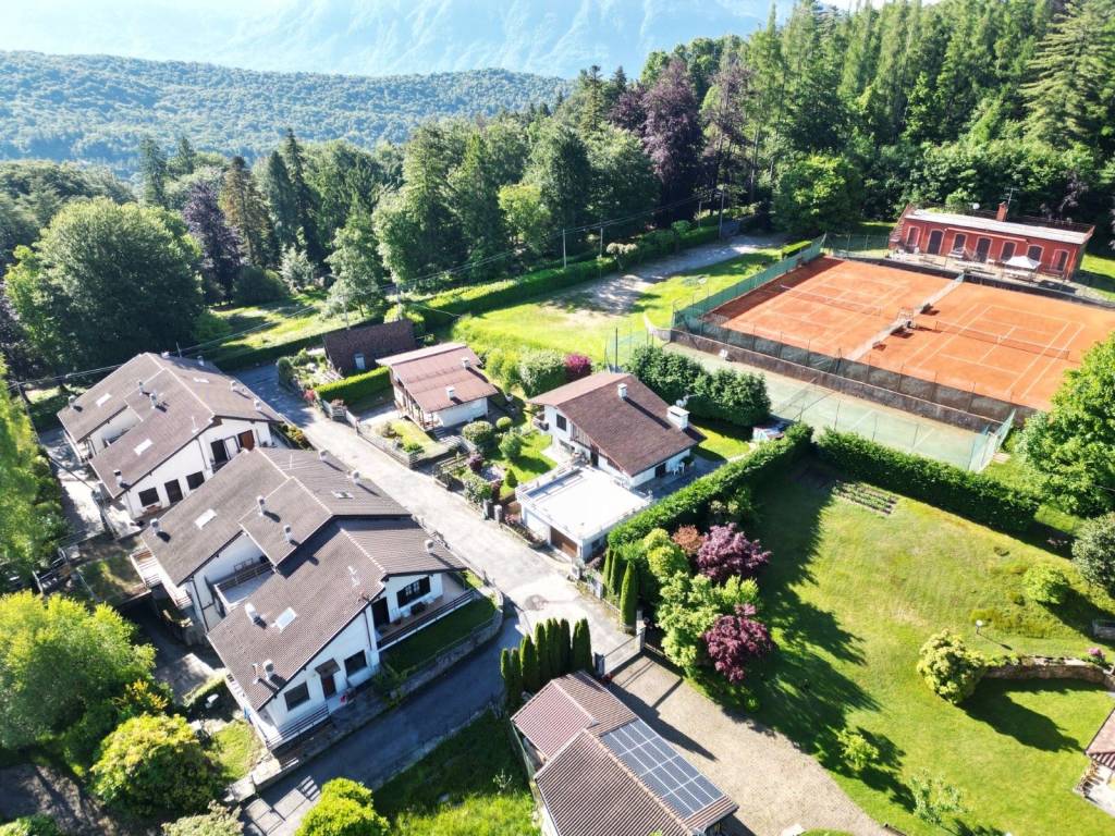 Villetta a schiera a Premeno in Viale Giovanni Marsaglia - Foto 4