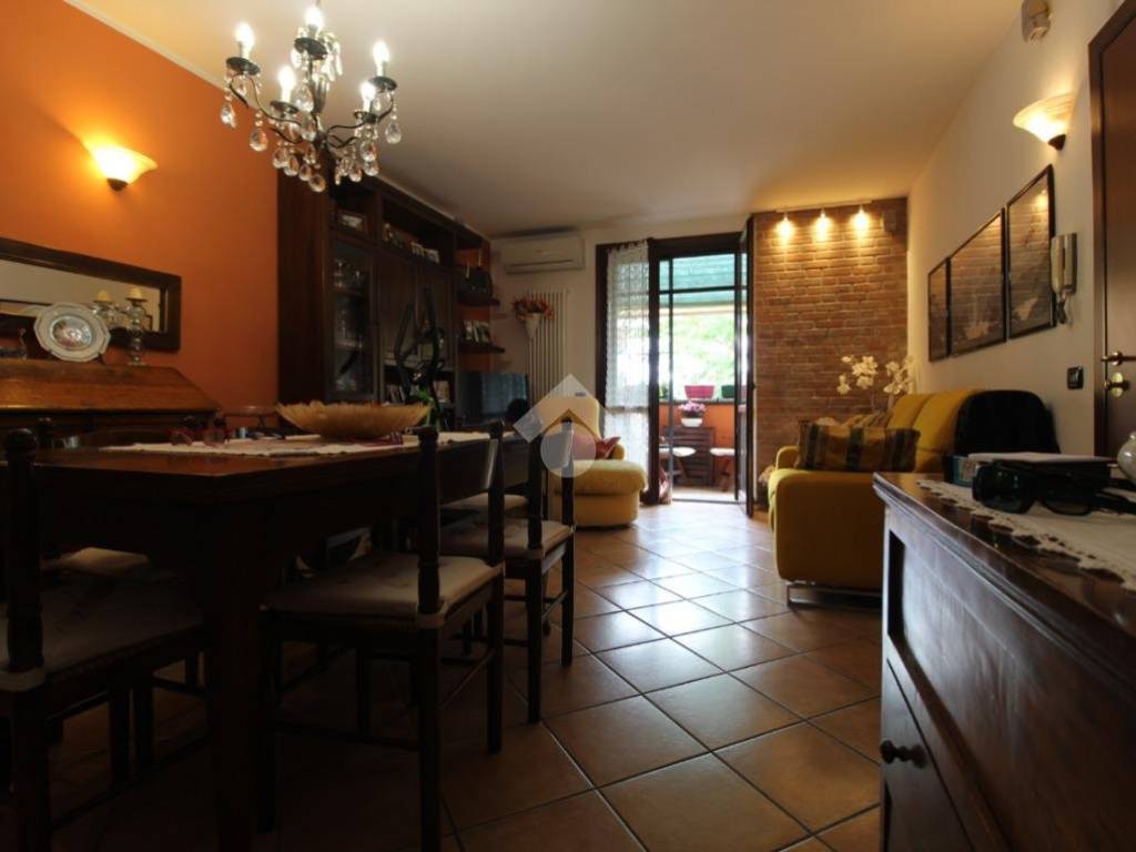 Appartamento a Cadelbosco di sopra in Via spallanzani, 11 - Foto 5