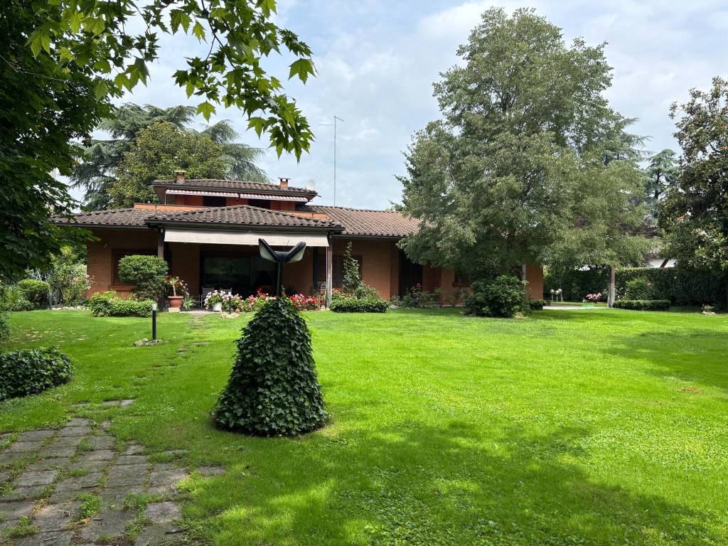 Villa a Piacenza in Via della Besurica - Foto 3