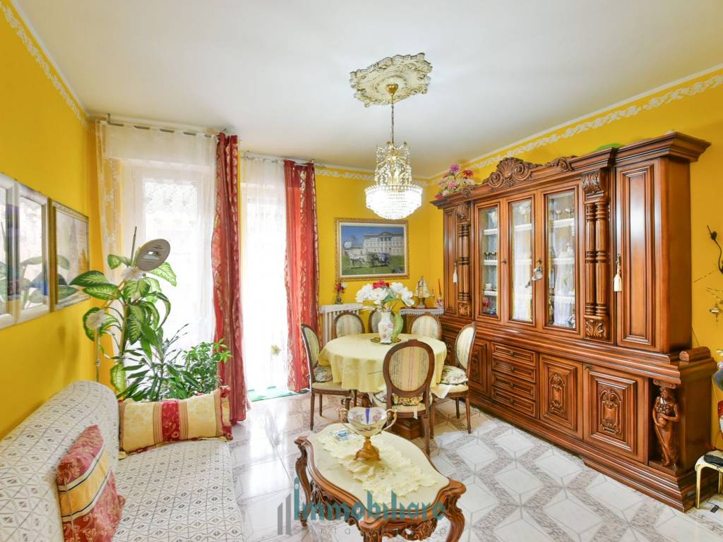 Appartamento a Desio in Via 25 Aprile, 19 - Foto 2