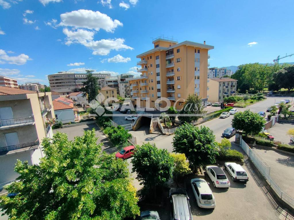 Appartamento a Rende in Via Edison traversa Via L. Da Vinci - Via A. Volta accanto Stazione dei treni - Foto 5