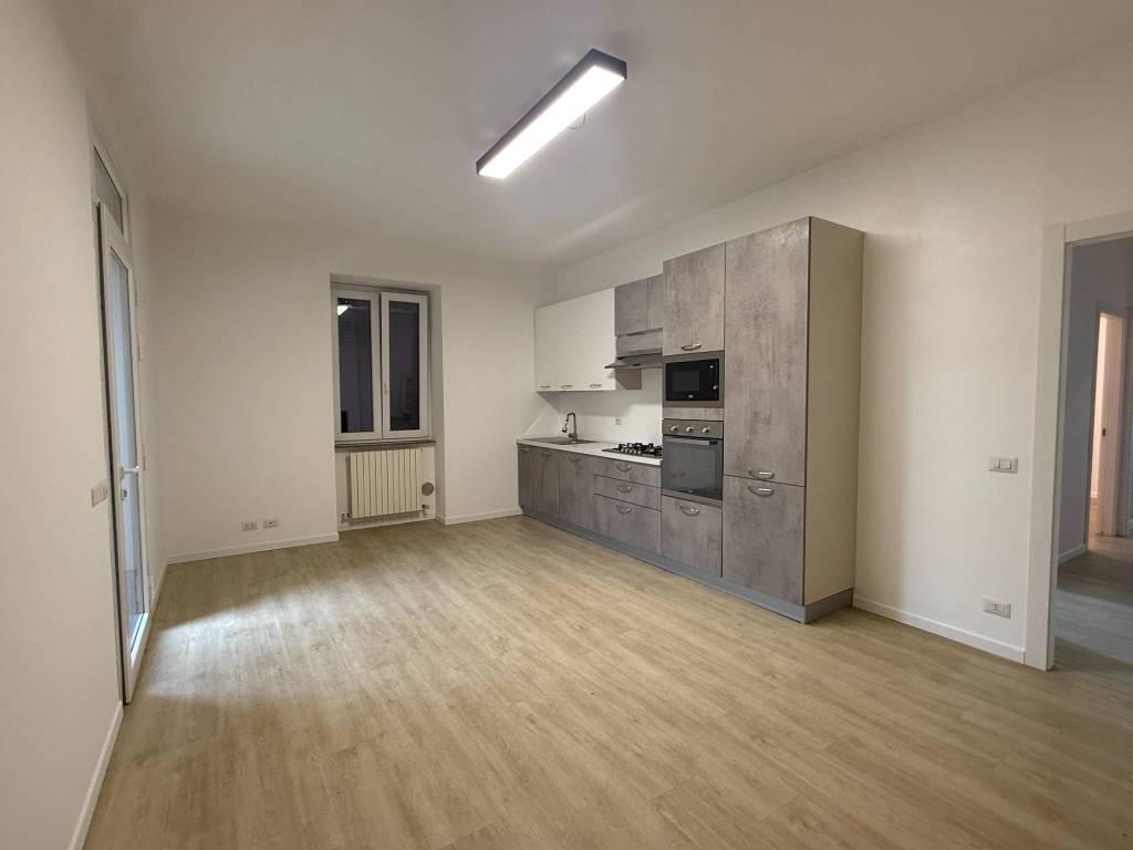 Appartamento a Arona in Via Milano - Foto 2