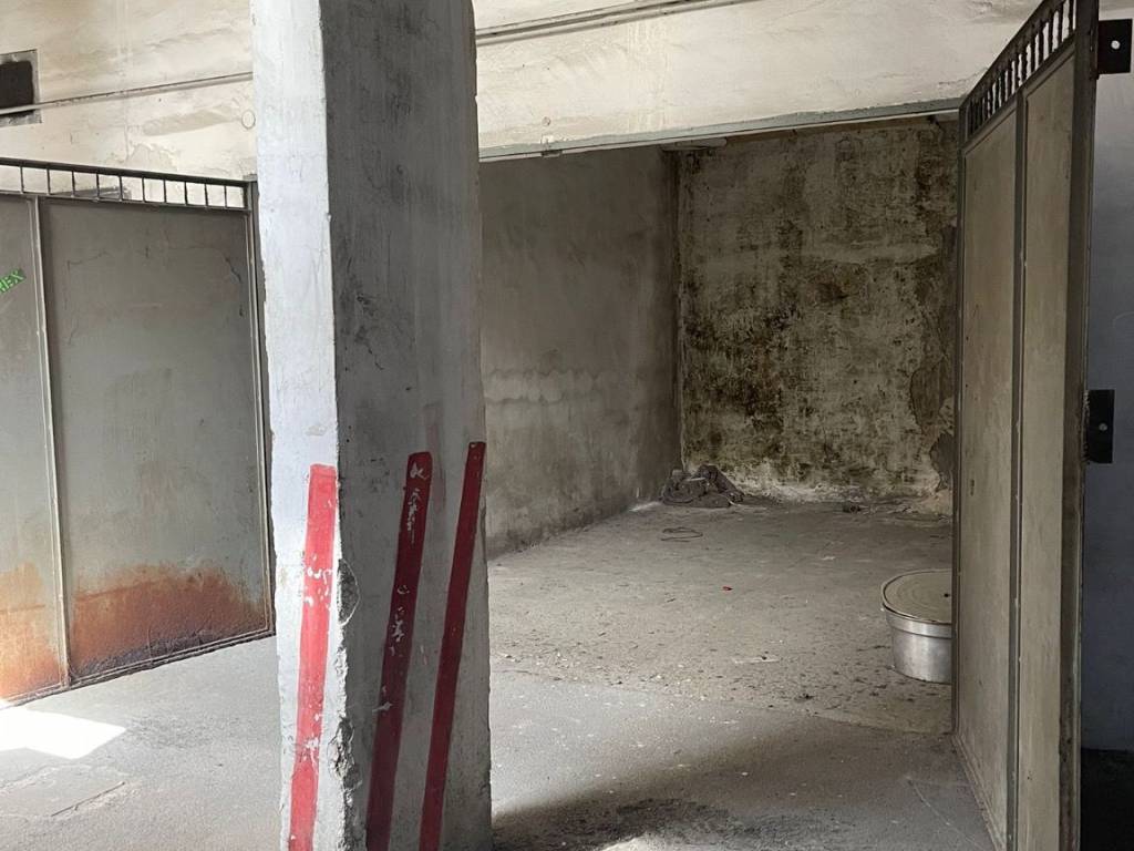 Box / garage a Caserta in Viale Abramo Lincoln - Foto 4