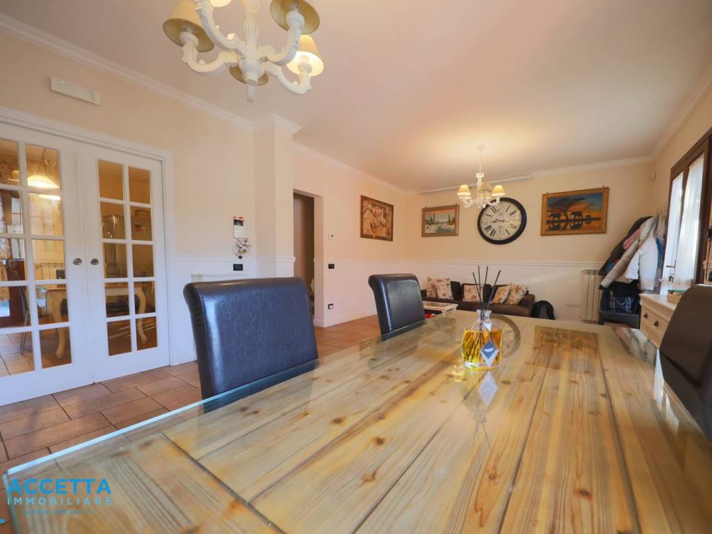 Villa a Taranto in Via Girasoli, 29 - Foto 5