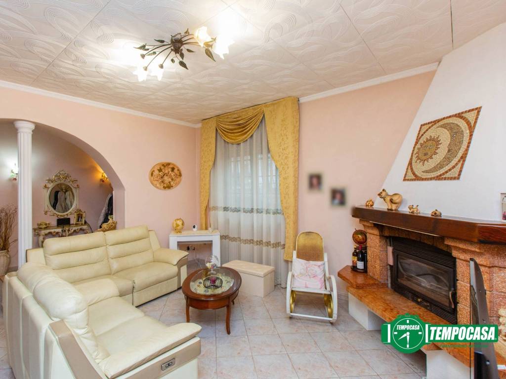 Appartamento a Lonate pozzolo in Via Giacomo Matteotti, 25 - Foto 2