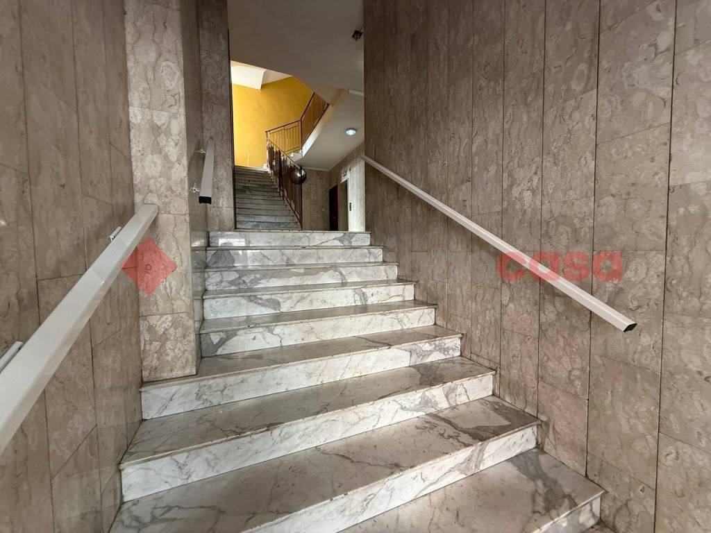 Appartamento a Taranto in Via Livio Andronico, 52 - Foto 2
