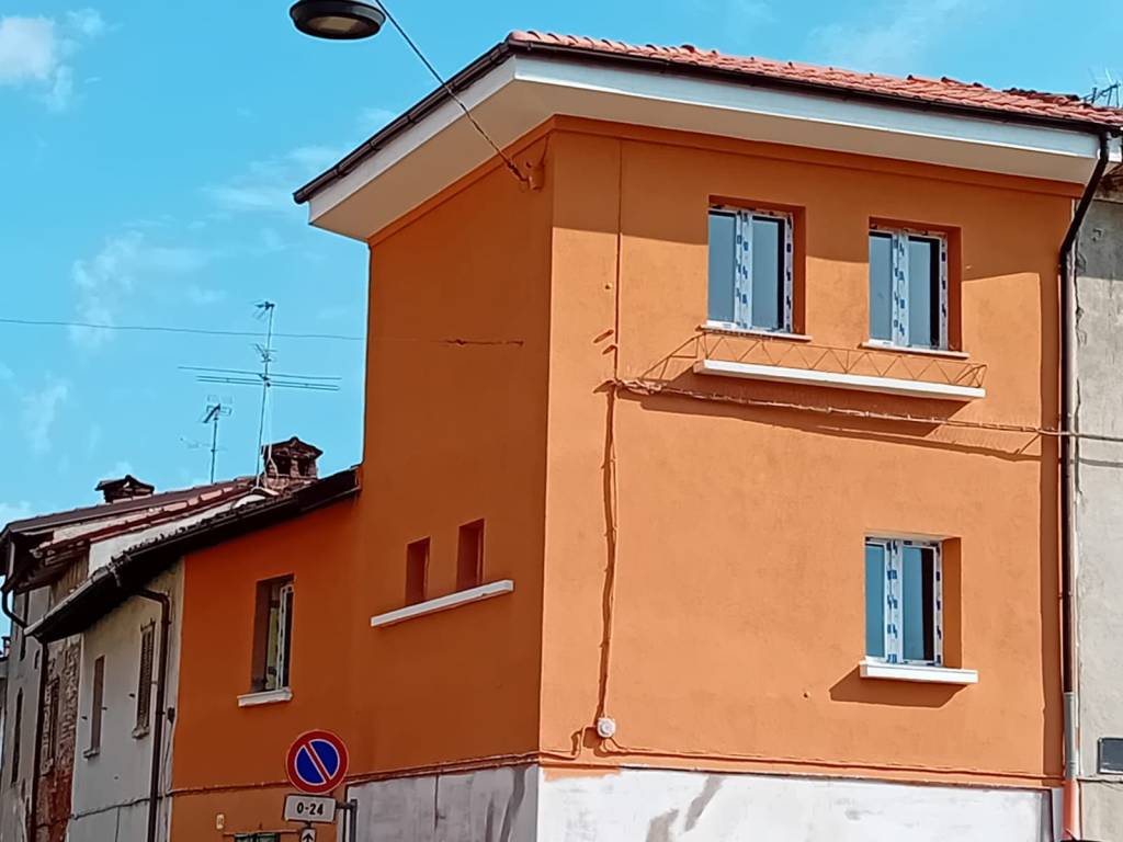 Appartamento a Senna lodigiana in Piazza Libertà - Foto 3