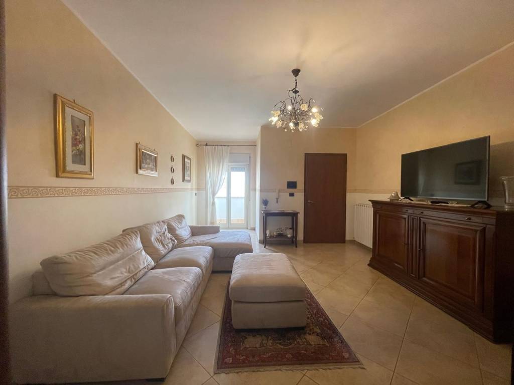Appartamento a Reggio calabria in Via Arangea - Foto 2
