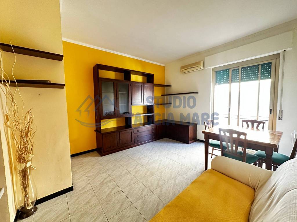 Appartamento a Taggia in Via Cristoforo Colombo - Foto 2