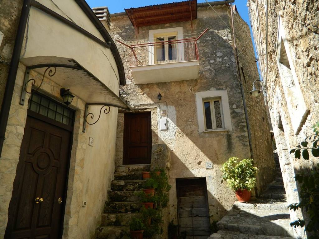 Casa indipendente a Roccasecca in Via Vittorio Tempesta - Foto 2