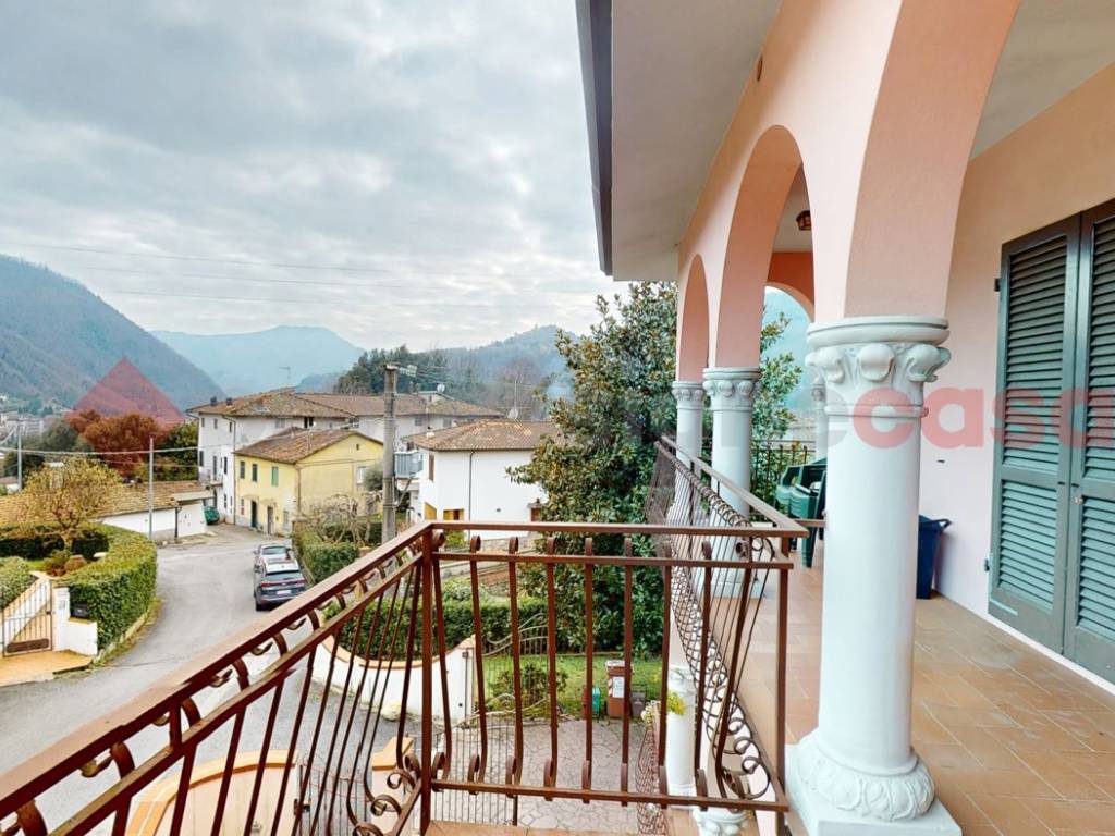 Villa a Bagni di lucca in Via della chiusa, Fornoli, 21 - Foto 3