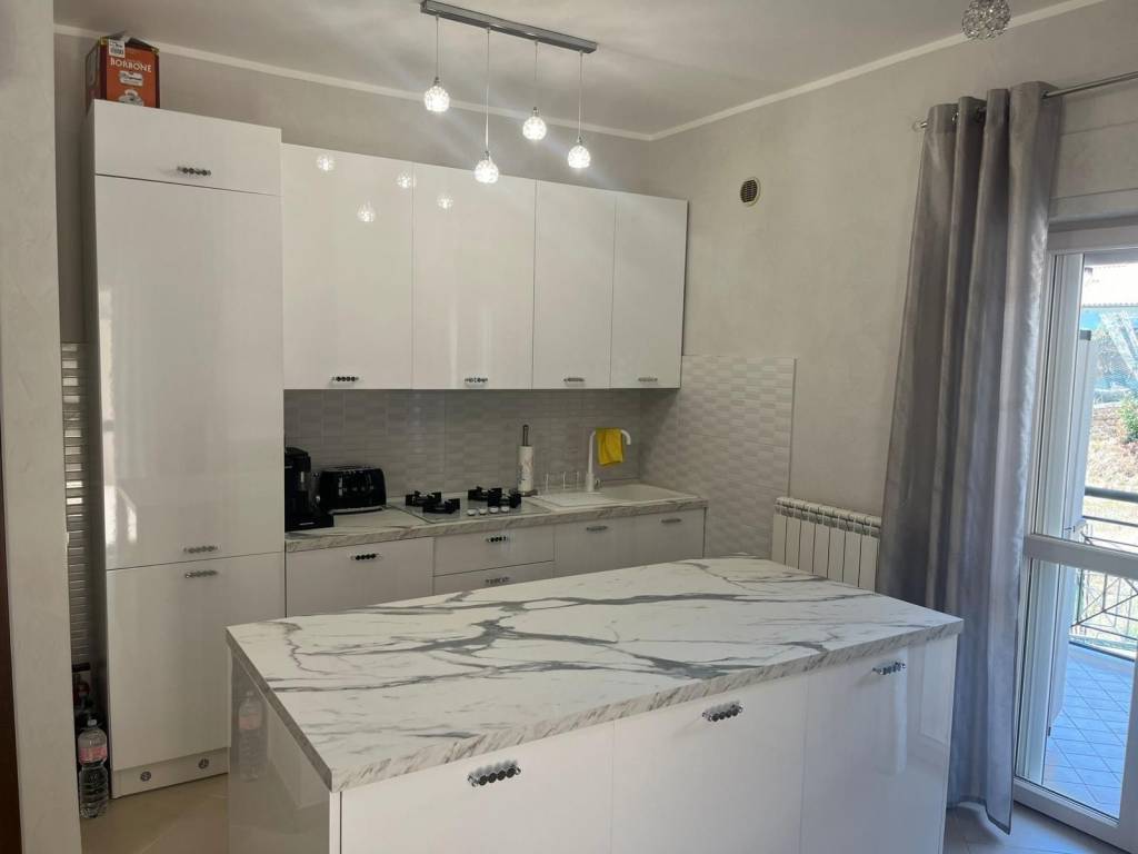Appartamento a Aprilia in Via Ledro - Foto 3