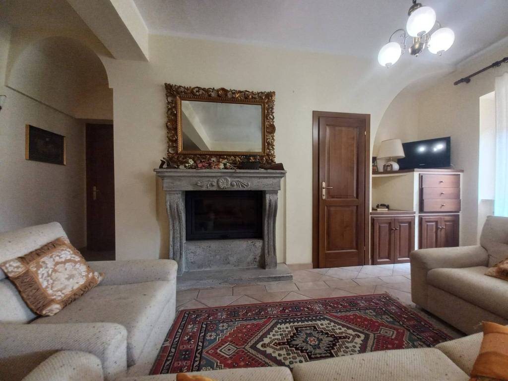 Appartamento a Sellano in Viale Guglielmo Marconi - Foto 4