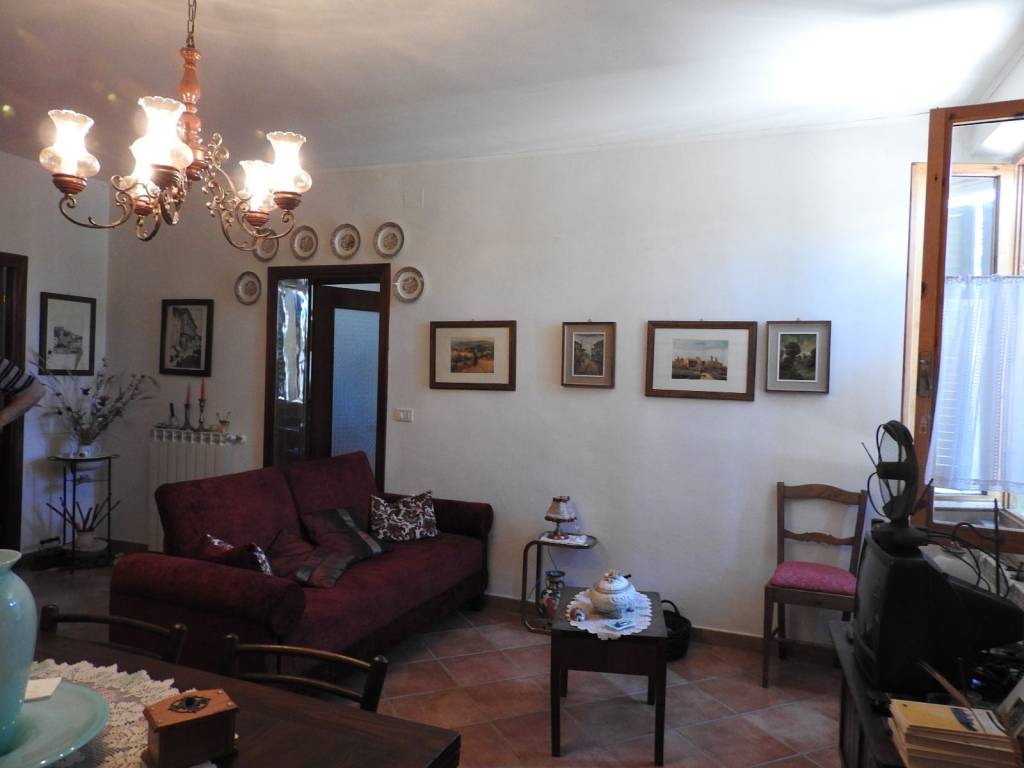 Appartamento a Pergola in Via Silvio Pellico - Foto 3