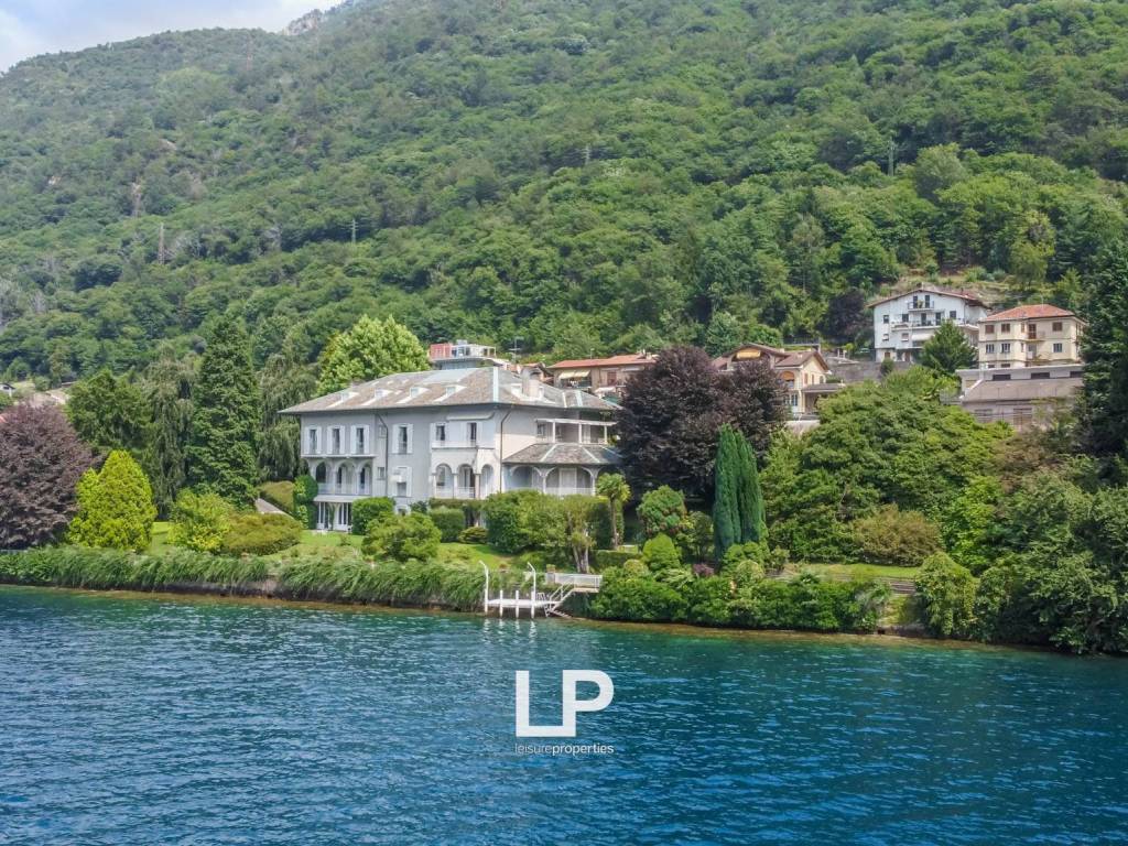 Villa a Omegna in Via Novara, 82 - Foto 3