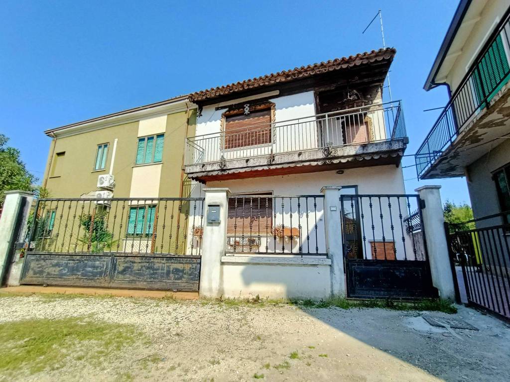 Casa indipendente a Adria in Via Bettola - Foto 2