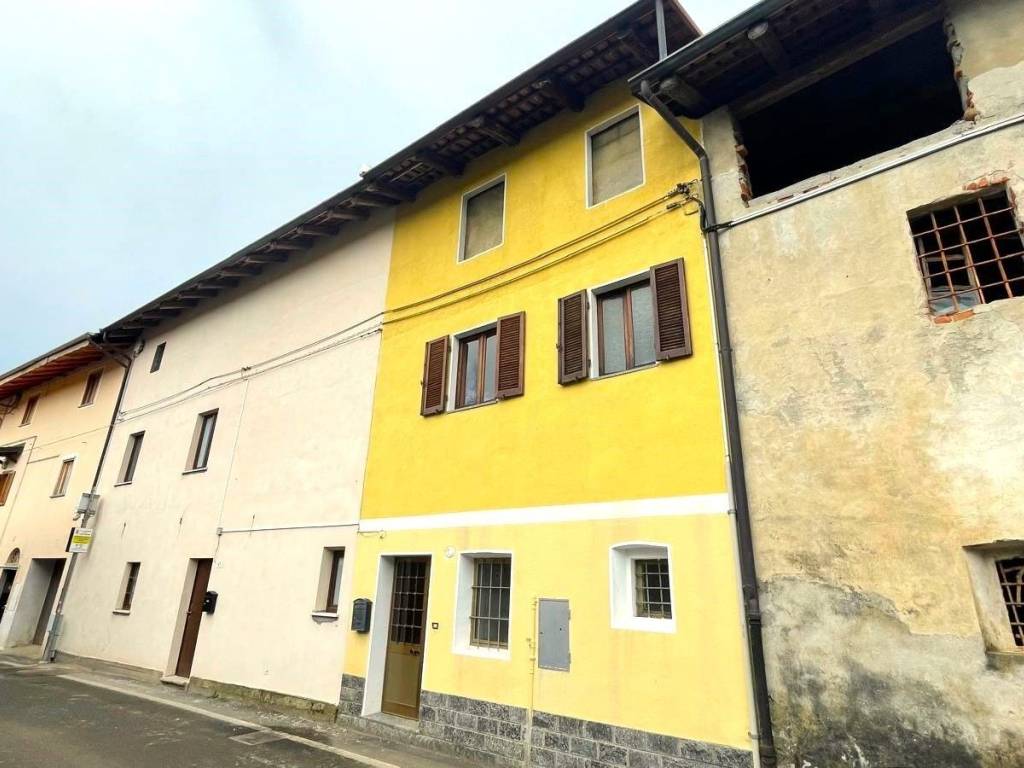 Casa indipendente a Grosso in VIA PARROCCHIA , 45 - Foto 1