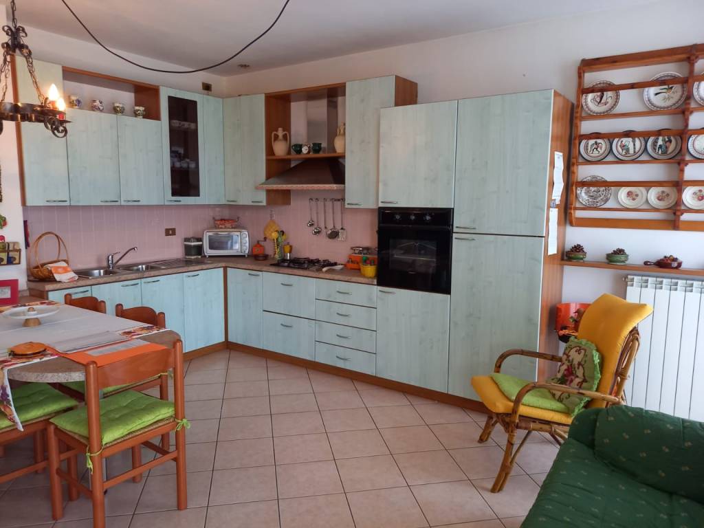 Appartamento a Gravedona ed uniti in Via Regina - Foto 2
