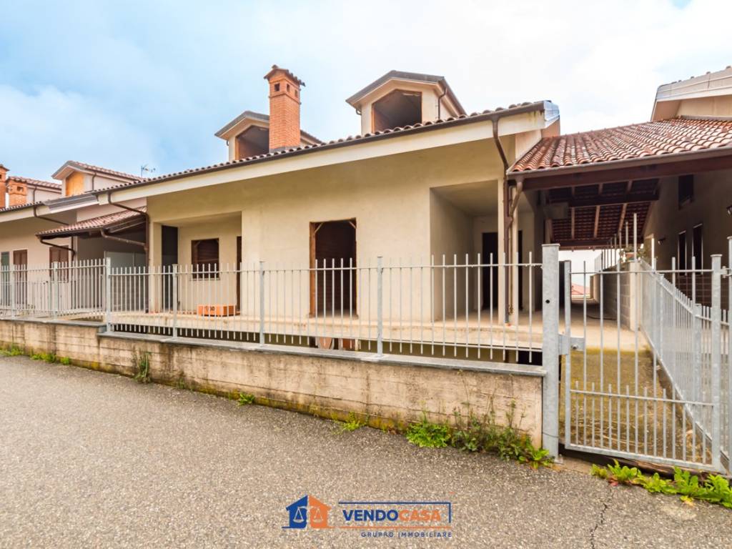 Casa indipendente a Saluzzo in Via Revello - Foto 3