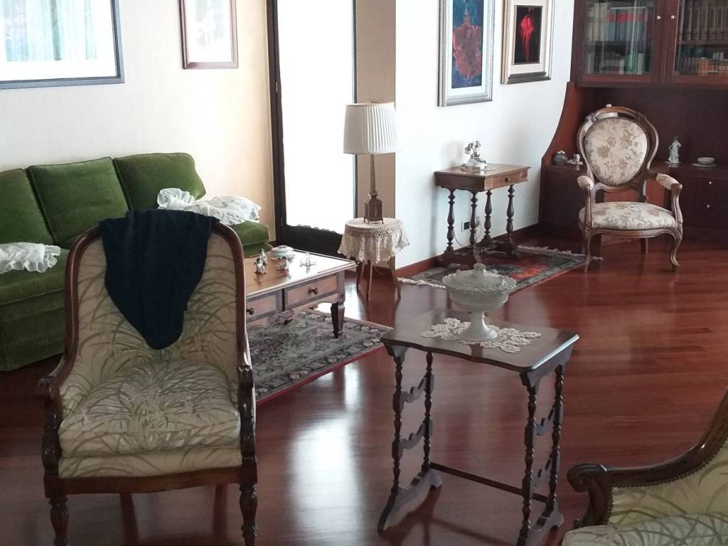 Appartamento a Trani in Via Elena Comneno - Foto 2