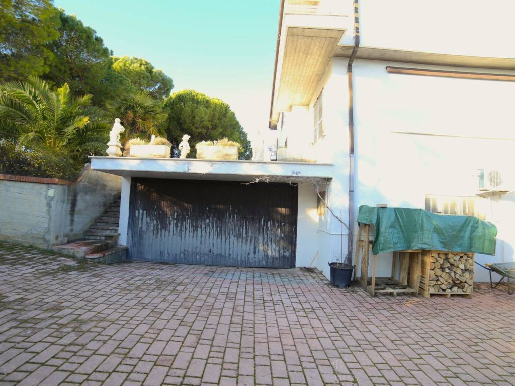 Villa a Colonnella in Contrada San Martino s.n.c - Foto 4
