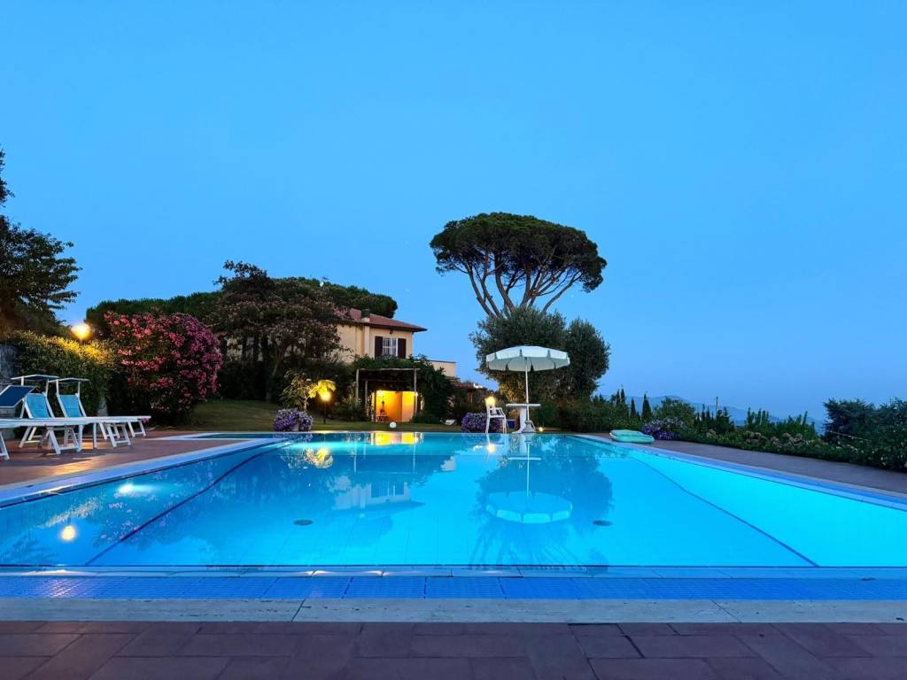 Villa a Massarosa in Via dei Venti, 81 - Foto 2