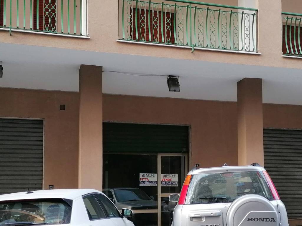 Immobile a Lamezia terme in Viale dei Mille, 23 - Foto 2