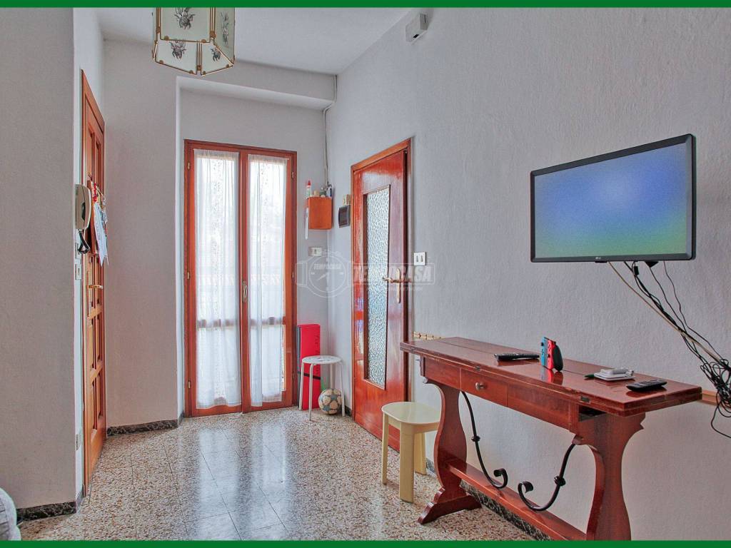 Appartamento a Induno olona in Via Giovanni Comi - Foto 2