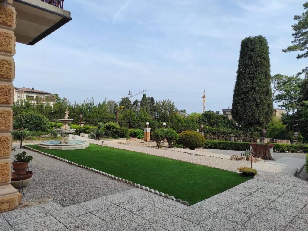 Villa a Gardone riviera in Via Cornella - Foto 3