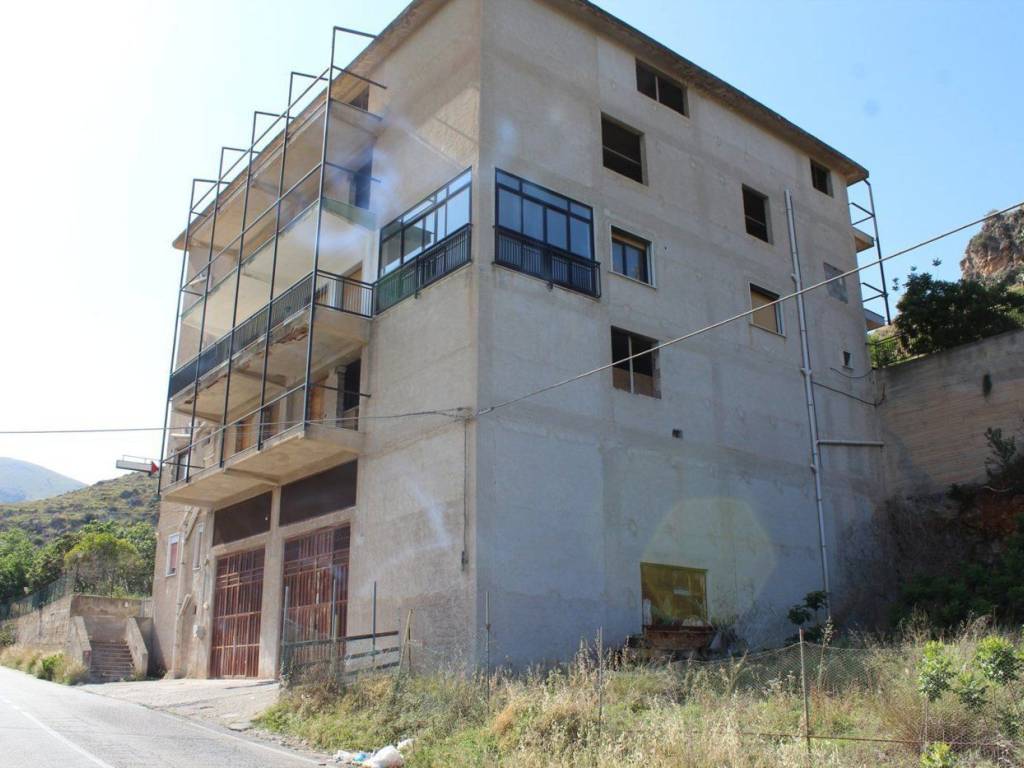 Palazzo / stabile a Belmonte mezzagno in Via Piersanti Mattarella, snc - Foto 5