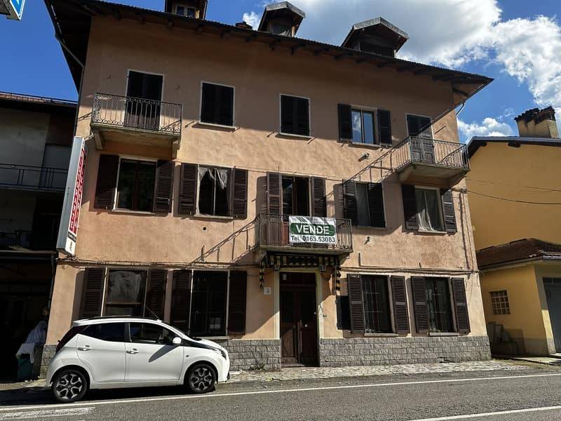 Casa indipendente a Varallo in Strada Provinciale di Alagna - Foto 3