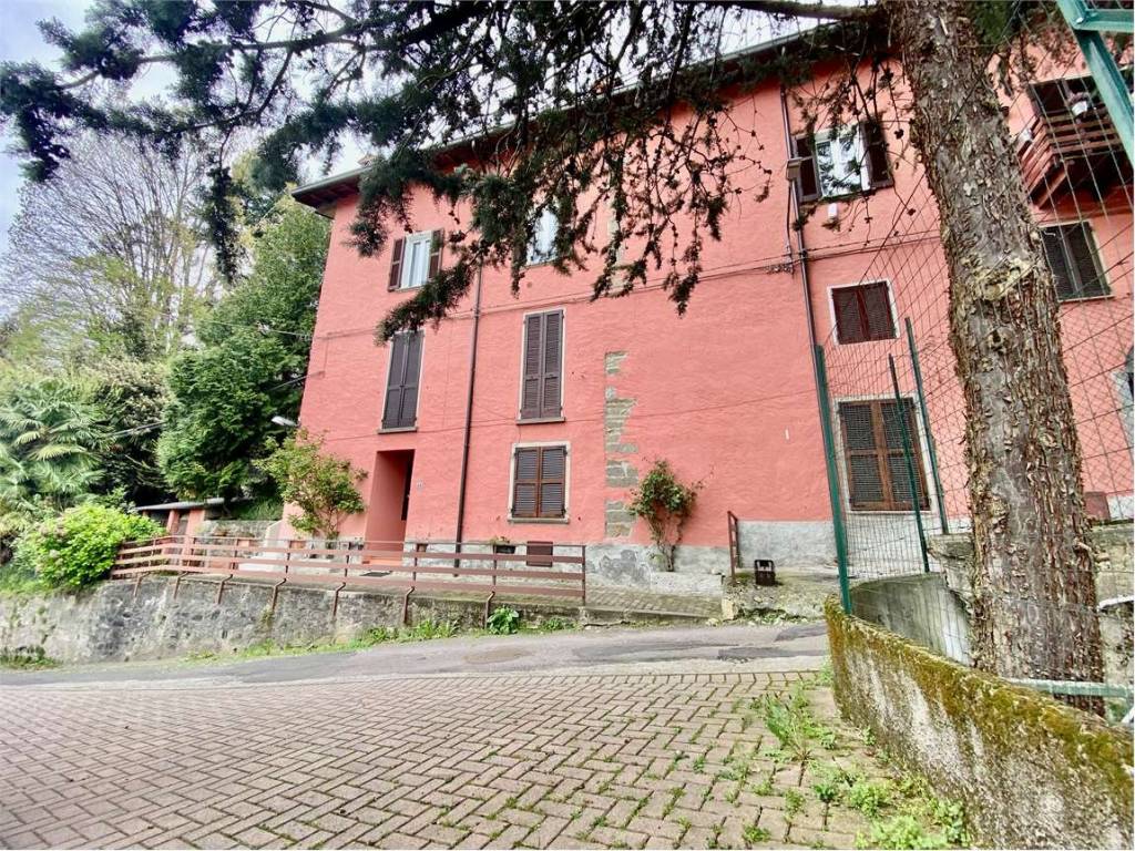 Appartamento a Oggiono in Strada del Molinatto, 22 - Foto 4