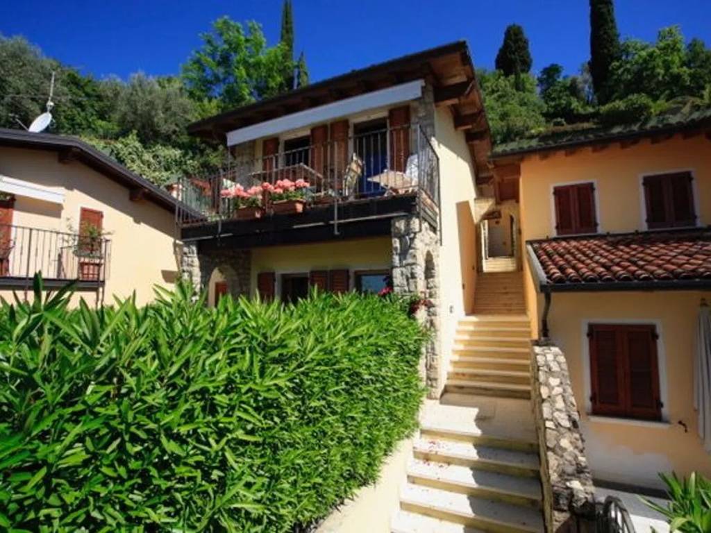 Villa a Gardone riviera in Località Servè S.N.C. - Foto 3