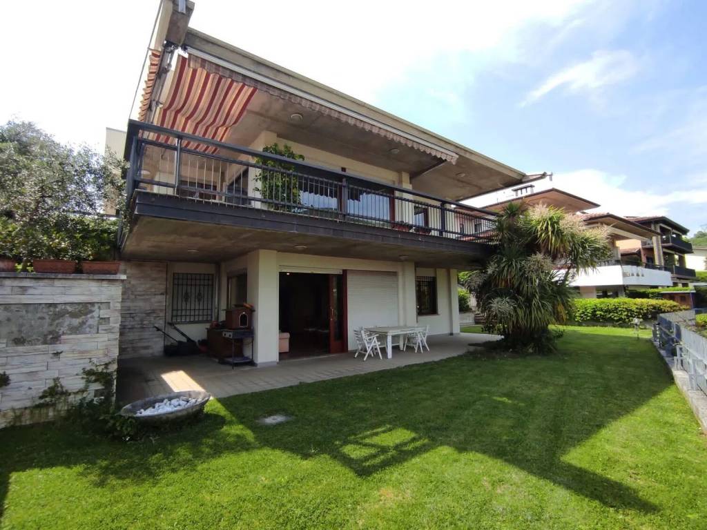 Villa a Salò in Via Panoramica - Foto 3