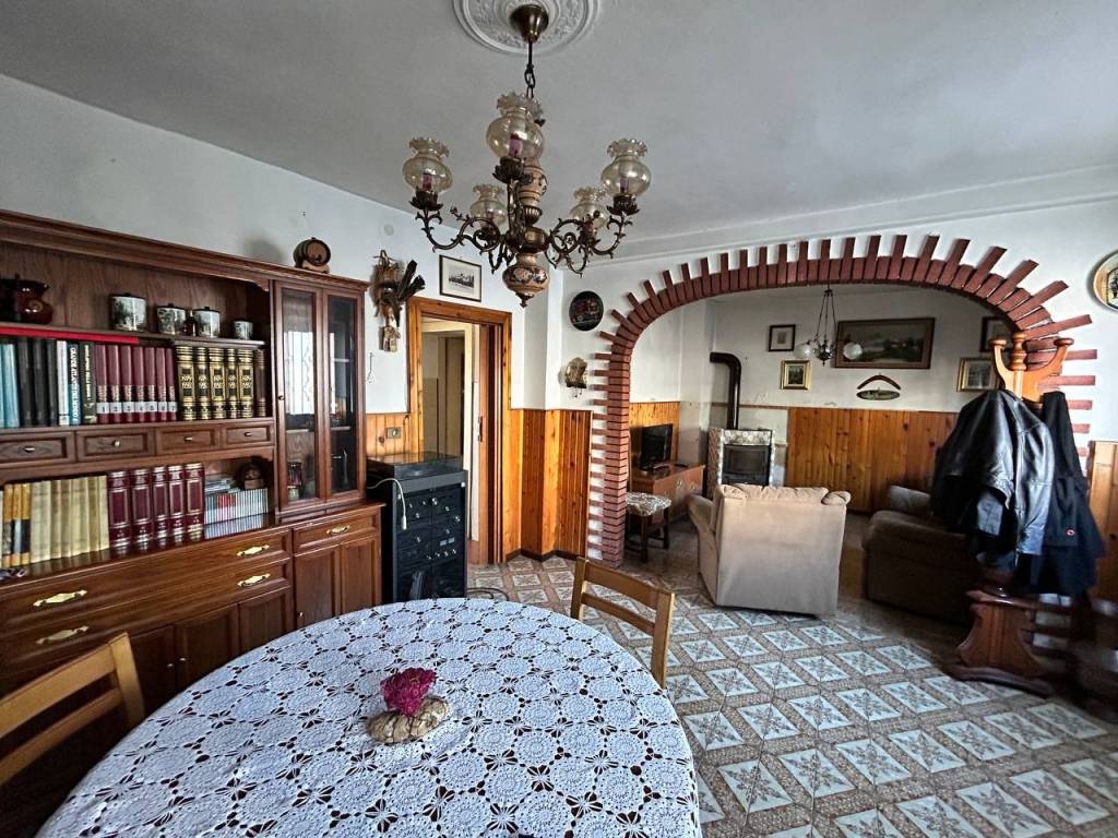 Casa indipendente a Cormons in Viale Venezia Giulia - Foto 2