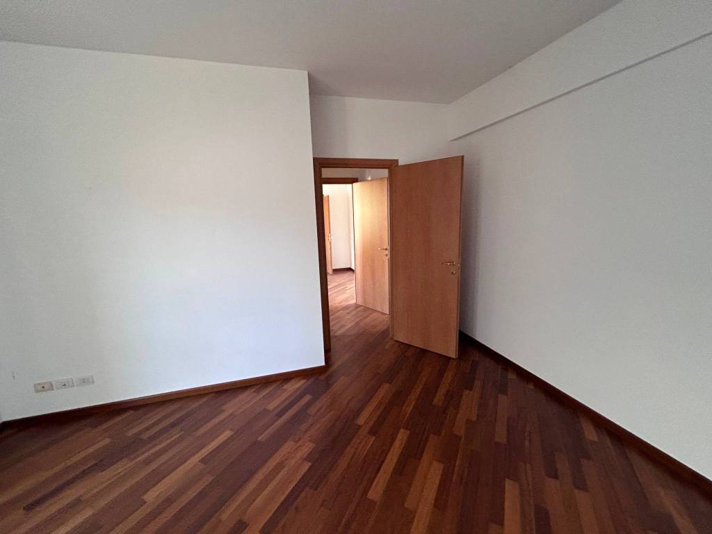 Appartamento a Jerago con orago in Via Giacomo Matteotti, 5 - Foto 4