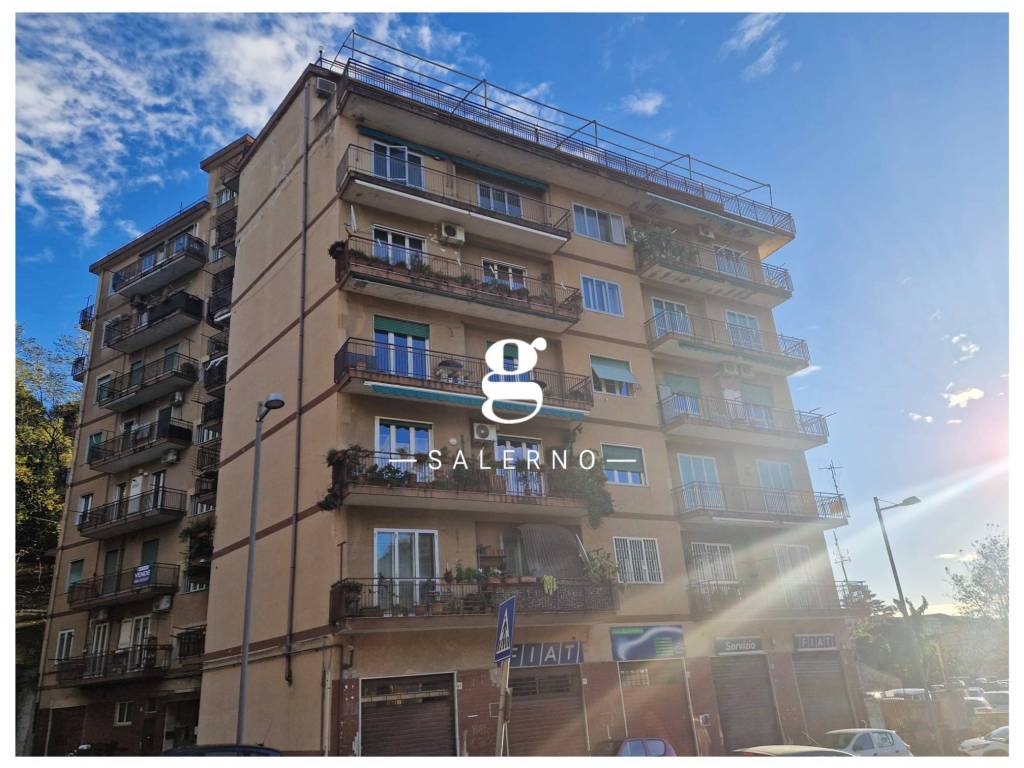 Attico / mansarda a Salerno in Via Demetrio Moscato - Foto 2