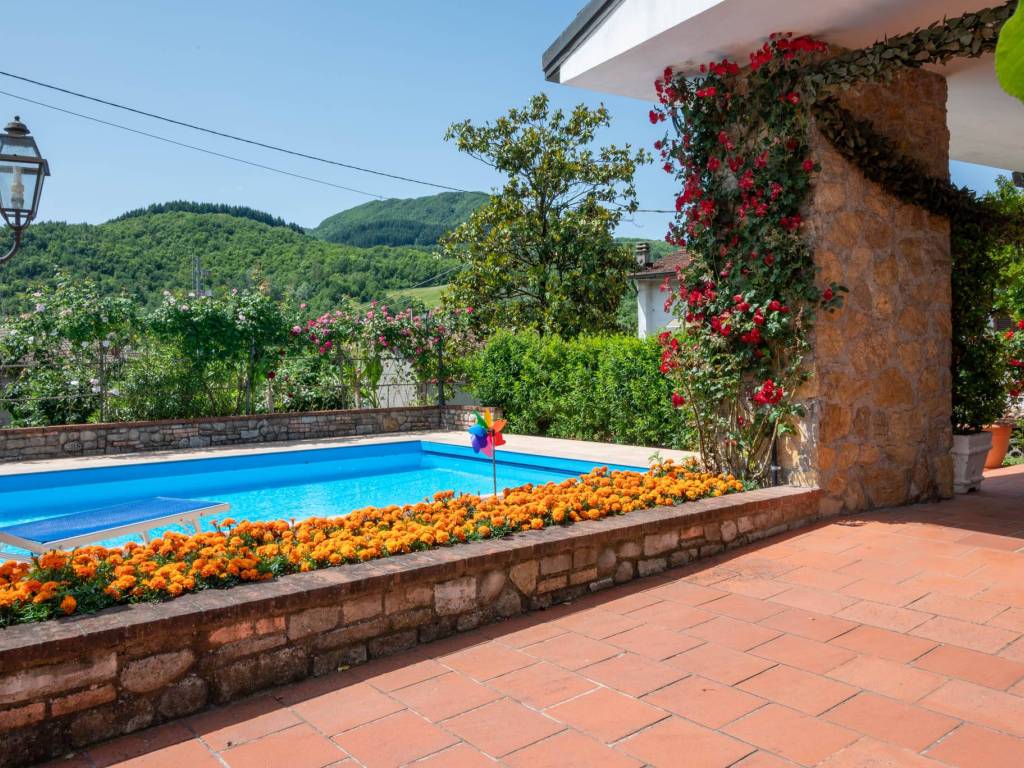 Villa a Piazza al serchio in Via G. Marconi - Foto 5