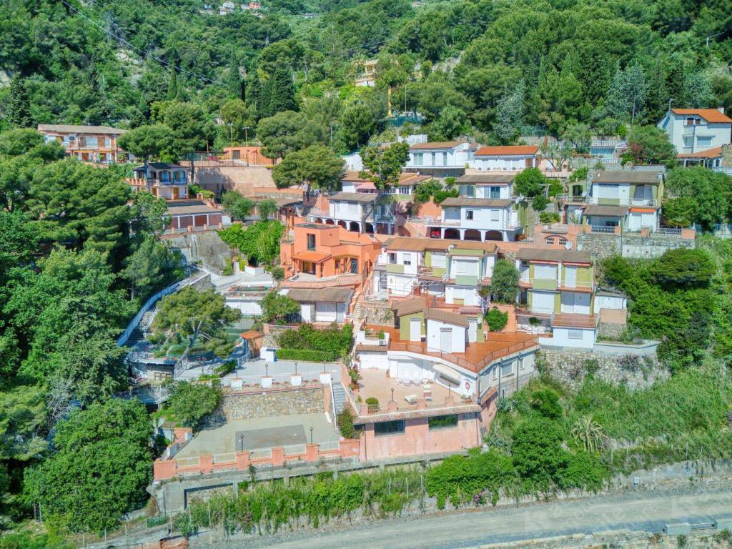 Appartamento a Andora in Via Aurelia, 111, 17051 Marina di Andora SV, Italia - Foto 4