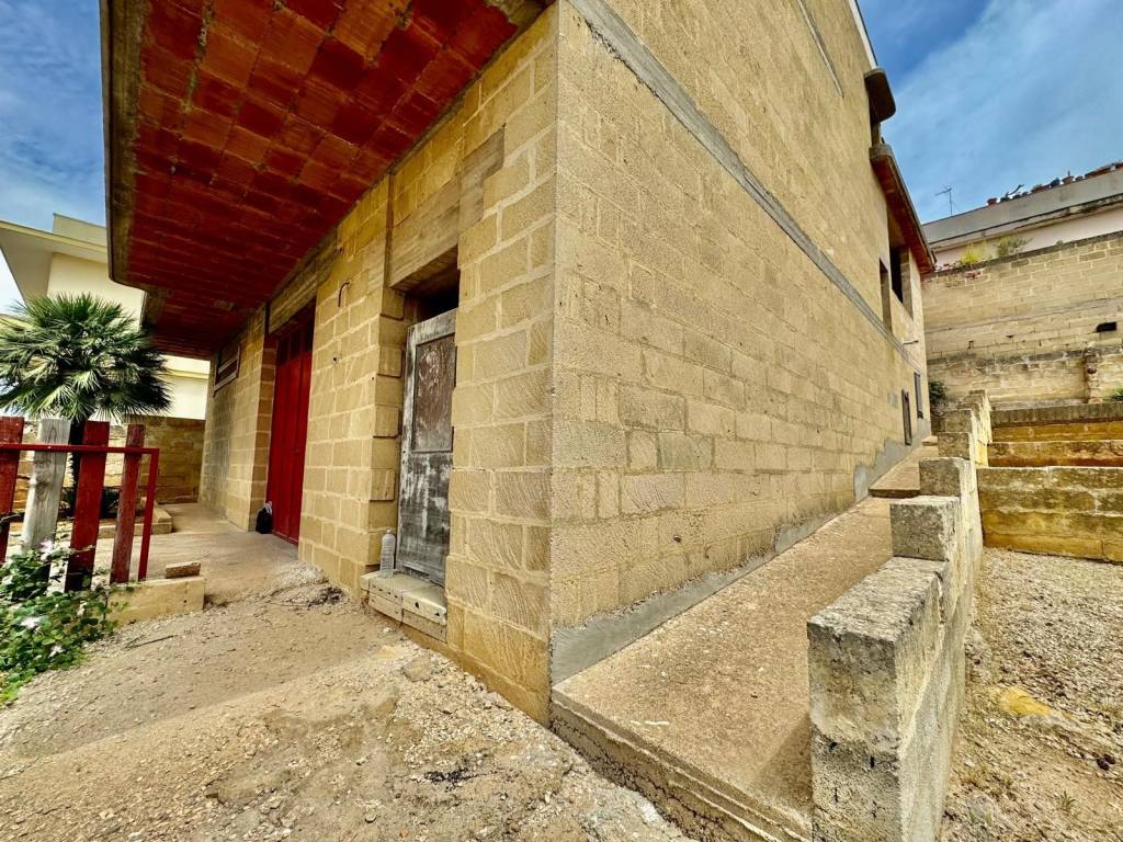 Casa indipendente a Matino in Via Vittorio Veneto - Foto 3
