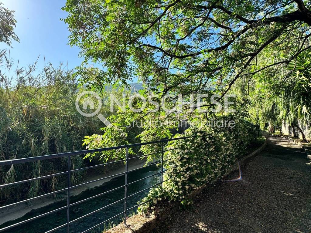 Appartamento a Salerno in Via Ostaglio - Foto 3