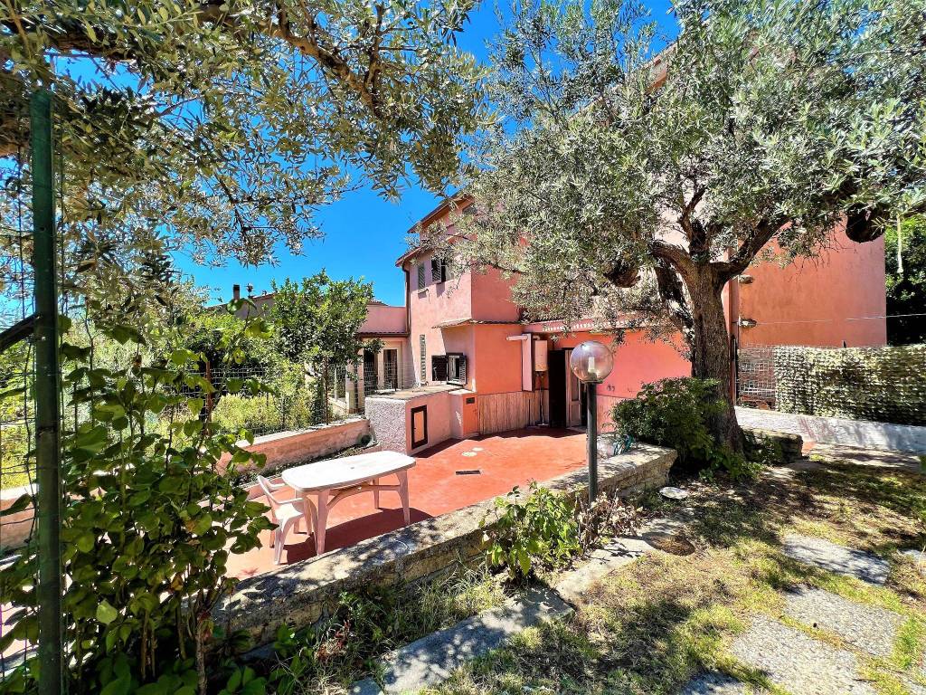 Villa a Fara in sabina in Via Montebello - Foto 2