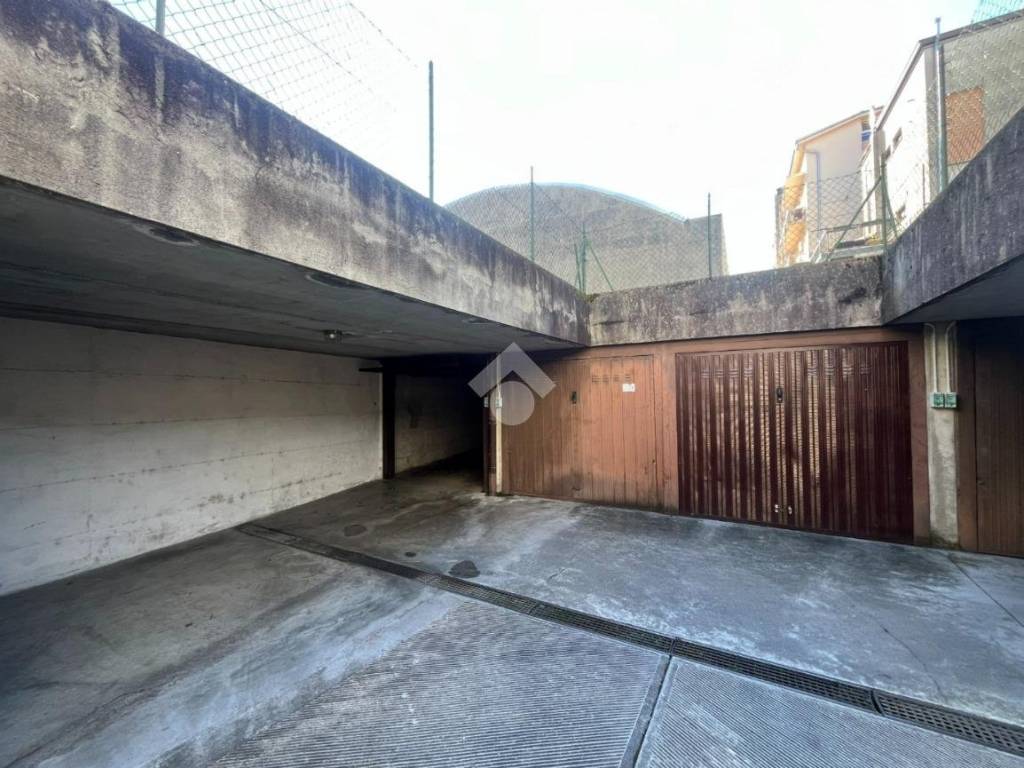 Box / garage a Lecco in Corso Bergamo, 3 - Foto 2