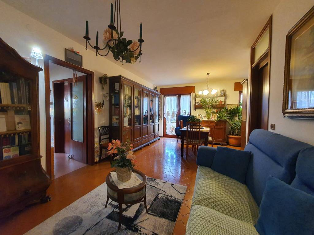 Appartamento a Tolmezzo in Via IV Novembre, 43 - Foto 5