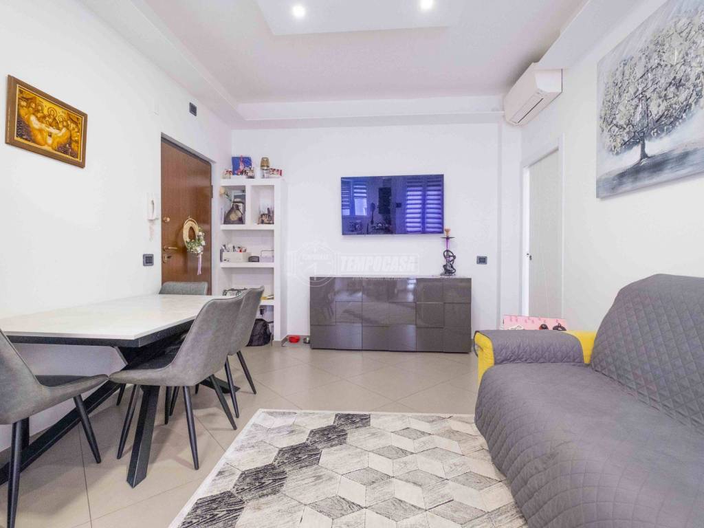 Appartamento a Novara in Strada Privata Mongini - Foto 4