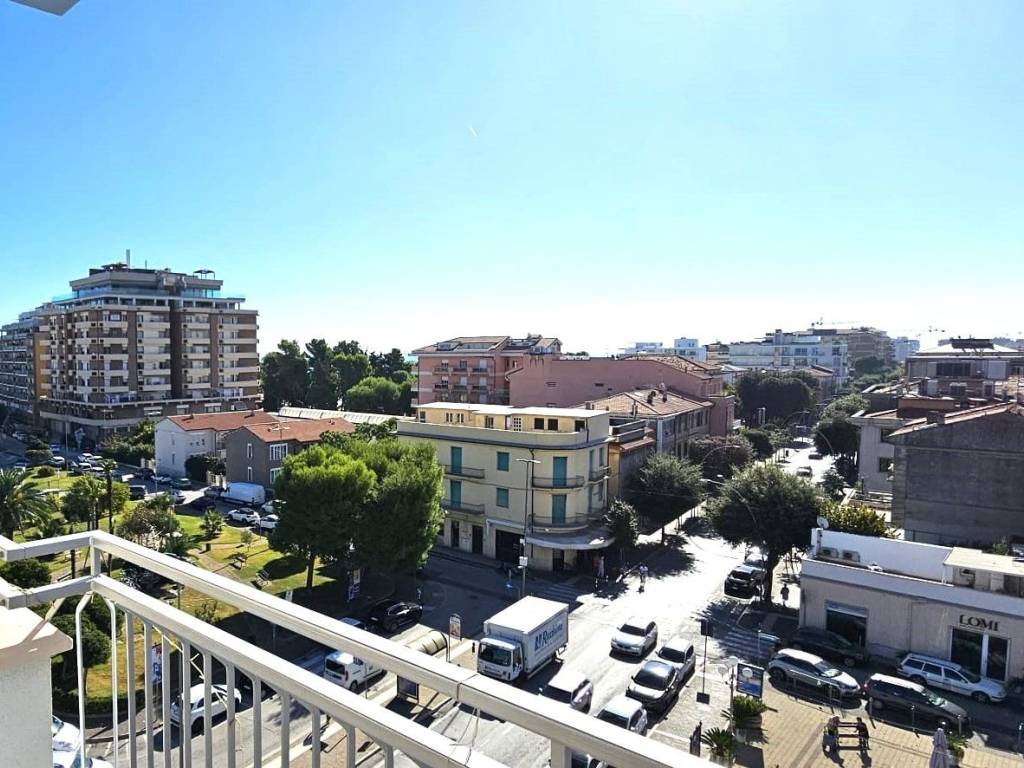 Appartamento a Civitanova marche in Viale Giacomo Matteotti - Foto 5