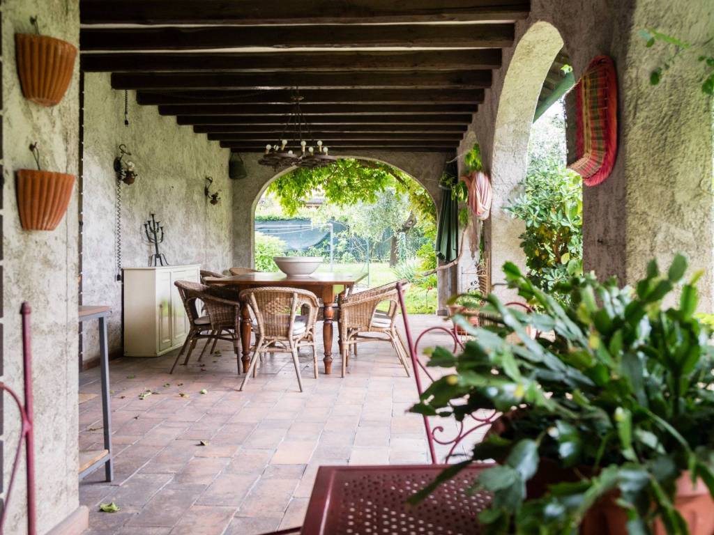 Villa a Cassago brianza in Via 8 Marzo, 14 - Foto 5